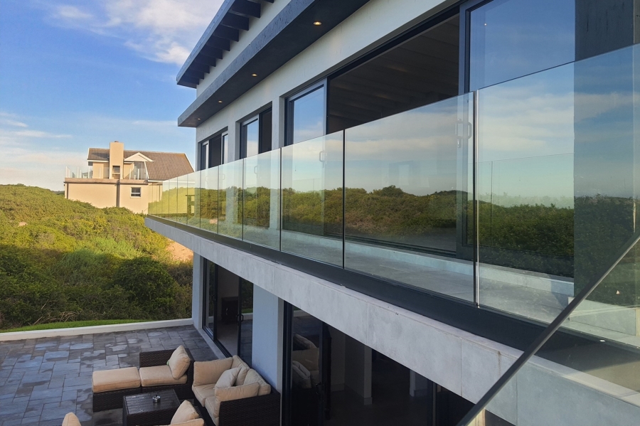 3 Bedroom Property for Sale in Dana Bay Western Cape